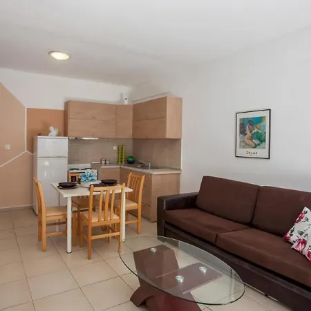 Apartmán Serenity Garden House 2 *