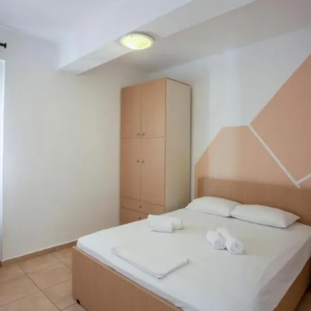 Serenity Garden House 2 Apartmán